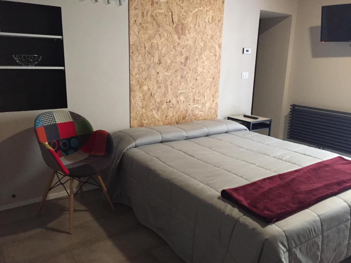 Domus Leydi Apartment Ivrea Ngoại thất bức ảnh