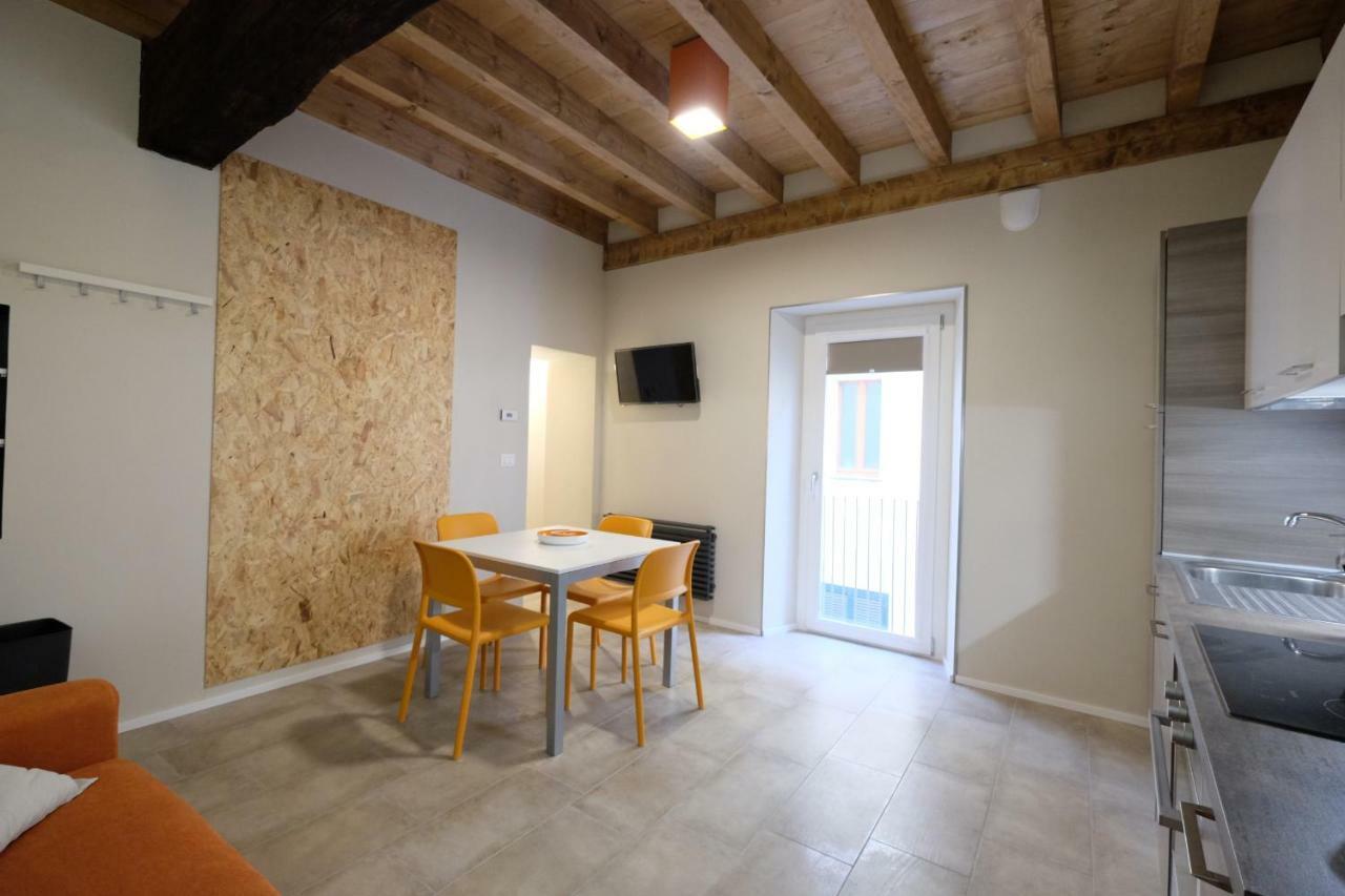 Domus Leydi Apartment Ivrea Ngoại thất bức ảnh