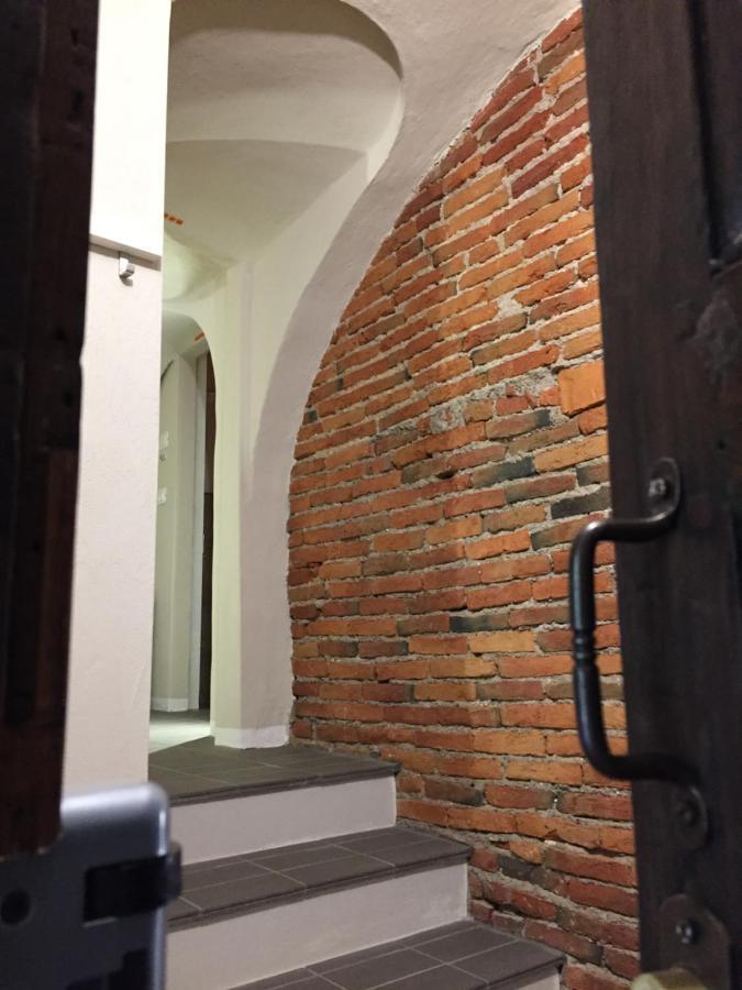 Domus Leydi Apartment Ivrea Ngoại thất bức ảnh